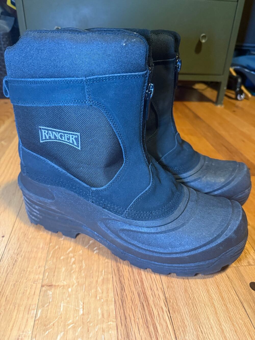 Ranger Winter Snow Boots Size 10 Black Insulated Zip Up Rubber Outdoor